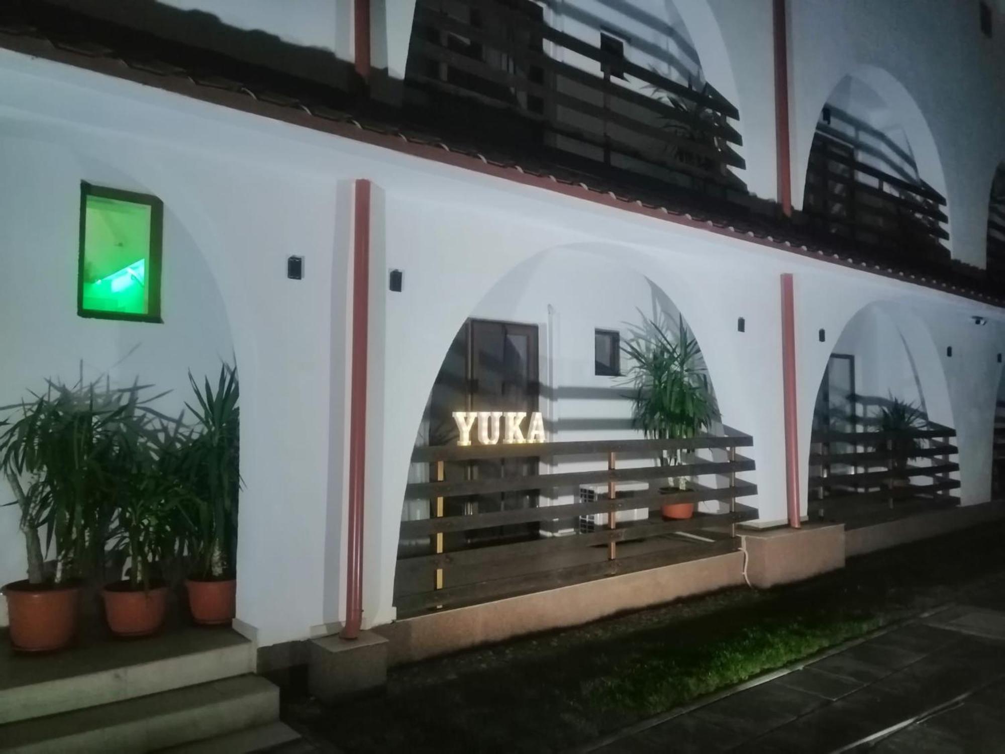 Yuka Hotel Вама Веке Екстериор снимка